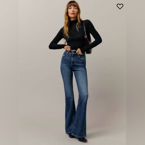 ✨Reformation Margot High Rise Flare Jeans in Bennet. Size 28. NWT.✨